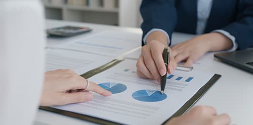 今まで福祉サービスを使った事がない方は、相談支援事業所（相談員さん）で「利用計画」というものを書いてもらってください。「豊田市役所　障害福祉課」へ問い合わせ（障害福祉課：0565-34-6751）