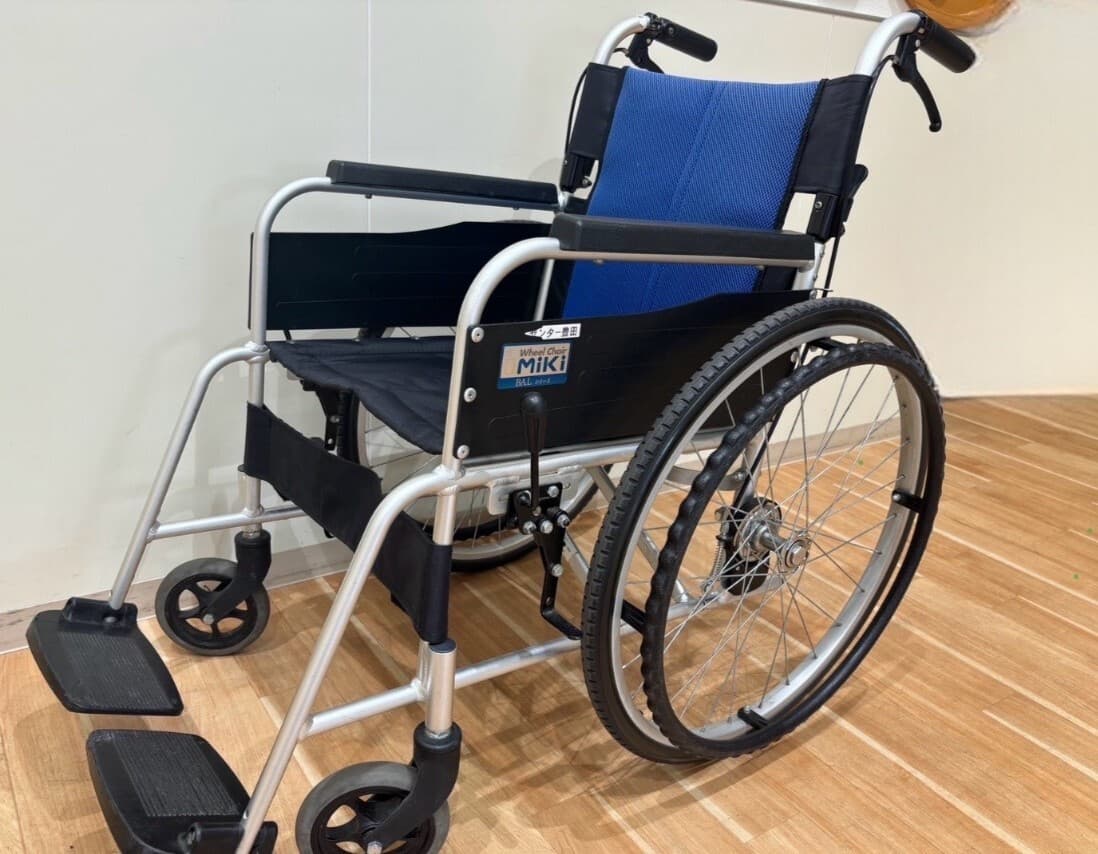 期日までにセンターまで車いすをお返しください。<br /><small>貸出期日：原則1ヶ月以内</small>